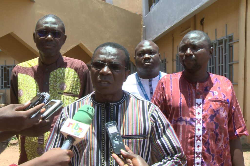 Selon le gouverneur de l’Est, Hubert Yaméogo, il y a de quoi être
optimiste, vu l’accalmie en cours au plan sécuritaire.